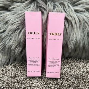 2 Truly Unicorn locks hair masks